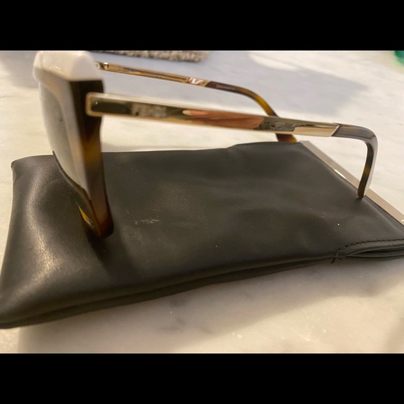 Fendi 2 tone sunglasses - Picture 5 of 7